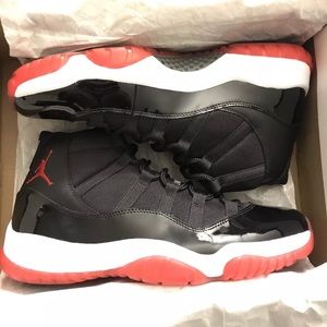 Bred 11s size 11
